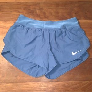 Nike Court Shorts Size Small- Blue